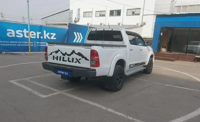 Toyota Hilux 2013 года за 9 000 000 тг. в Алматы фото 3