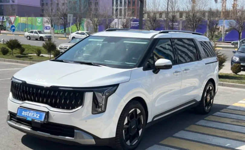 Kia Carnival 2024 года за 33 000 000 тг. в Шымкент
