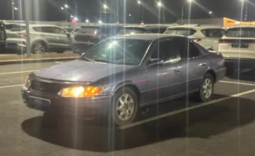 Toyota Camry 2000 года за 2 000 000 тг. в Алматы фото 1