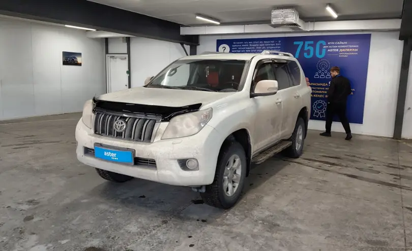 Toyota Land Cruiser Prado 2013 года за 16 000 000 тг. в Астана