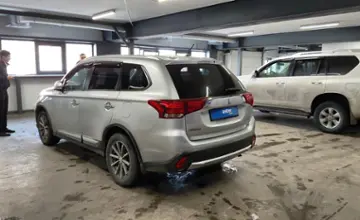 Mitsubishi Outlander 2015 года за 7 900 000 тг. в Астана фото 4