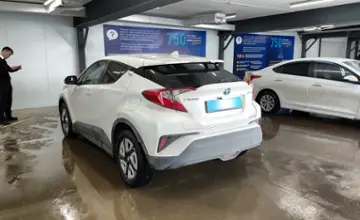 Toyota C-HR 2021 года за 8 500 000 тг. в Астана фото 4