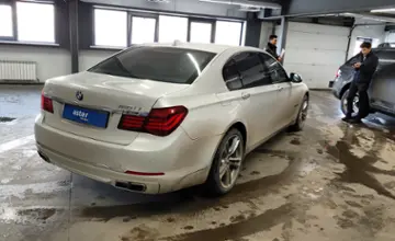BMW 7 серии 2009 года за 13 000 000 тг. в Астана фото 3