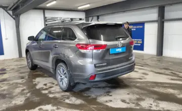 Toyota Highlander 2018 года за 20 000 000 тг. в Астана фото 4