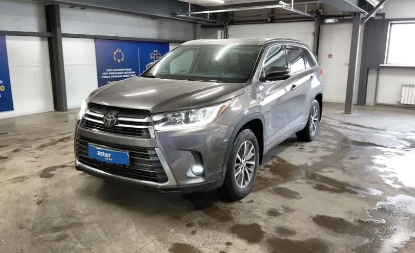 Toyota Highlander 2018 года за 20 000 000 тг. в Астана