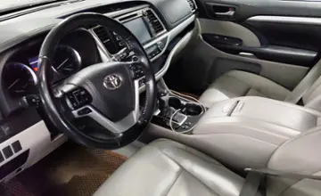 Toyota Highlander 2018 года за 20 000 000 тг. в Астана фото 5