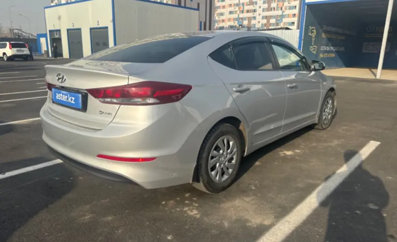 Hyundai Elantra 2018 года за 7 500 000 тг. в Алматы фото 5
