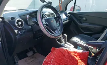 Chevrolet Tracker 2014 года за 4 500 000 тг. в Шымкент фото 5