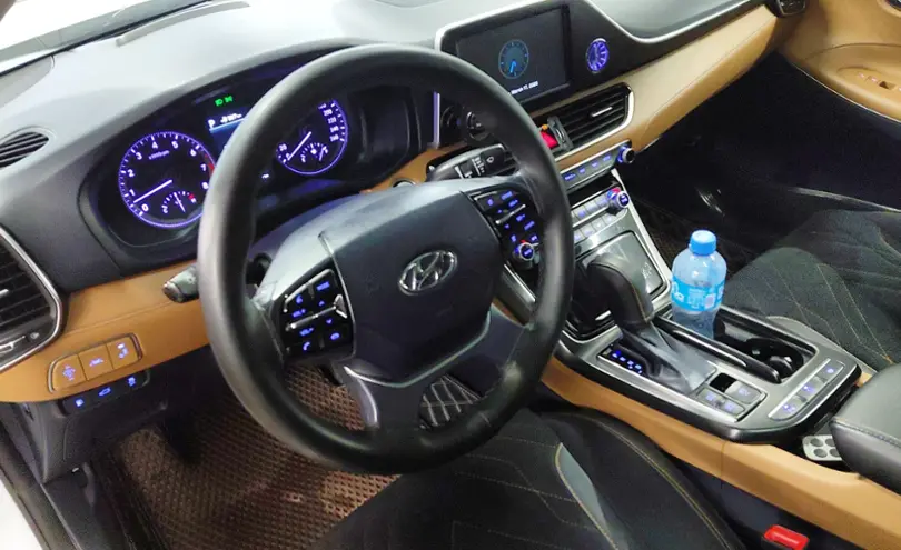 Hyundai Grandeur 2019 года за 12 500 000 тг. в Астана фото 5