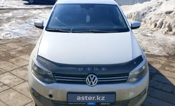 Volkswagen Polo 2015 года за 4 500 000 тг. в Уральск фото 2