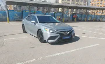 Toyota Camry 2021 года за 11 000 000 тг. в Алматы фото 2