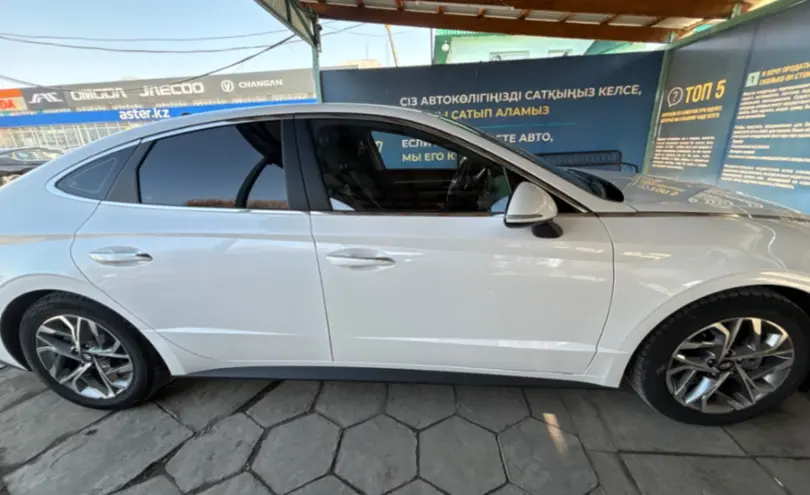 Hyundai Sonata 2021 года за 13 000 000 тг. в Талдыкорган фото 4