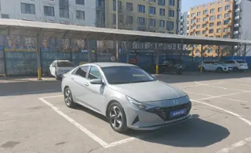 Hyundai Elantra 2022 года за 7 500 000 тг. в Алматы фото 2