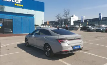 Hyundai Elantra 2022 года за 7 500 000 тг. в Алматы фото 4
