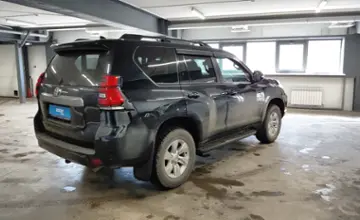 Toyota Land Cruiser Prado 2018 года за 21 000 000 тг. в Астана фото 3