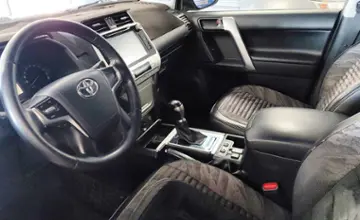 Toyota Land Cruiser Prado 2018 года за 21 000 000 тг. в Астана фото 5