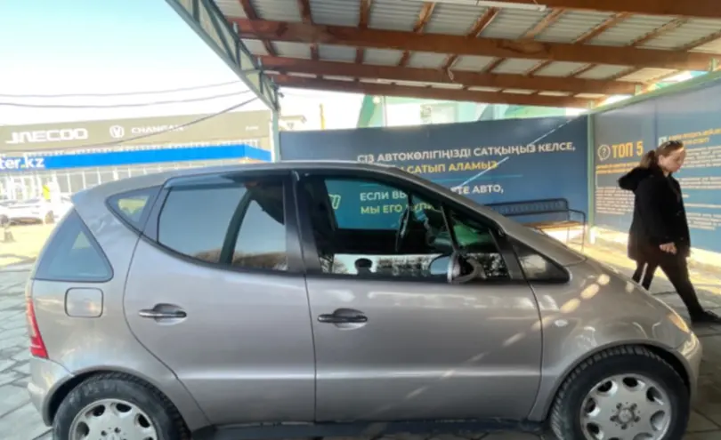 Mercedes-Benz A-Класс 2000 года за 1 600 000 тг. в Талдыкорган фото 4