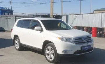 Toyota Highlander 2012 года за 12 000 000 тг. в Атырау фото 3