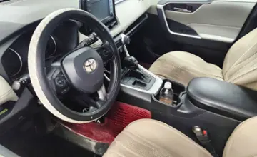 Toyota RAV4 2022 года за 12 000 000 тг. в Астана фото 5