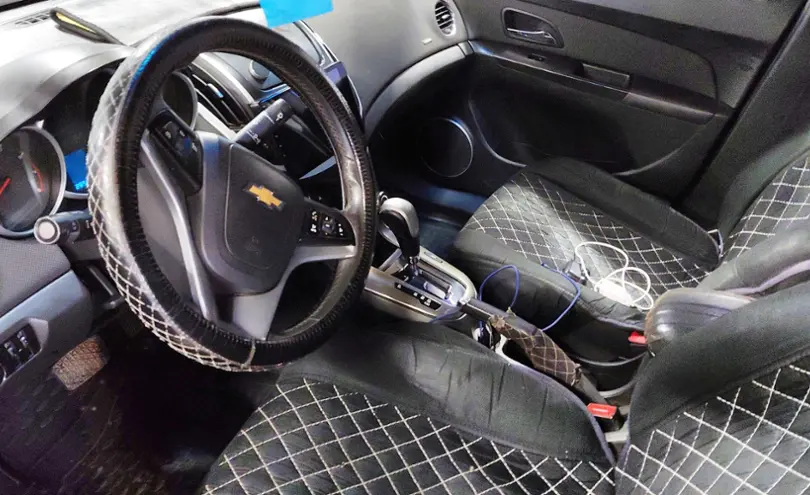 Chevrolet Cruze 2013 года за 3 500 000 тг. в Астана фото 5
