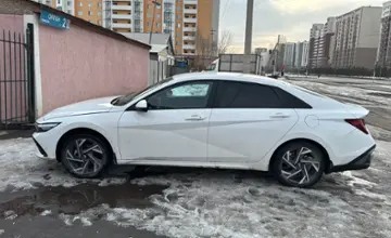 Hyundai Elantra 2023 года за 10 800 000 тг. в Астана фото 3