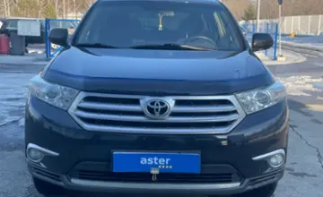 Toyota Highlander 2012 года за 11 600 000 тг. в Усть-Каменогорск фото 2