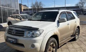 Toyota Fortuner 2010 года за 10 000 000 тг. в Уральск фото 1