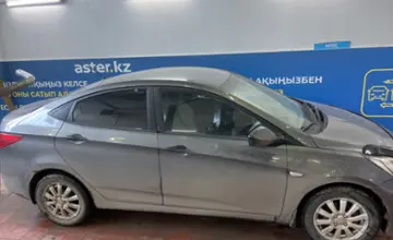 Hyundai Solaris 2011 года за 3 500 000 тг. в Астана фото 4