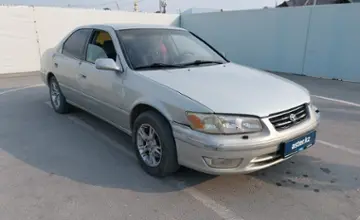 Toyota Camry 2000 года за 3 500 000 тг. в Шымкент фото 2