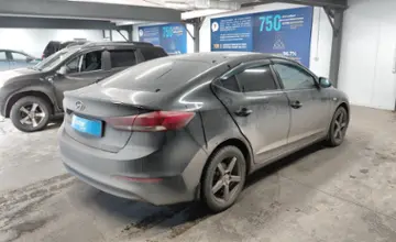 Hyundai Elantra 2017 года за 6 000 000 тг. в Астана фото 3