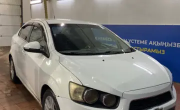 Chevrolet Aveo 2013 года за 3 500 000 тг. в Астана фото 3