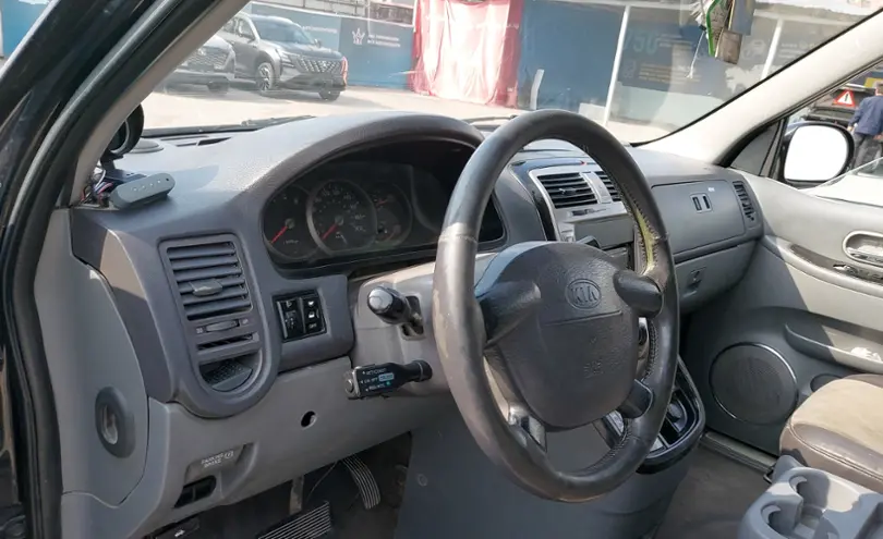 Kia Carnival 2002 года за 1 800 000 тг. в Шымкент фото 5