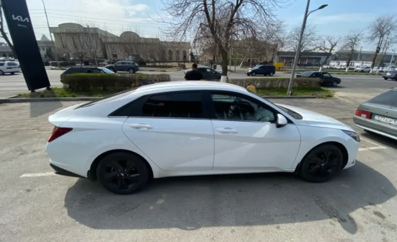 Hyundai Elantra 2021 года за 9 000 000 тг. в Шымкент фото 4