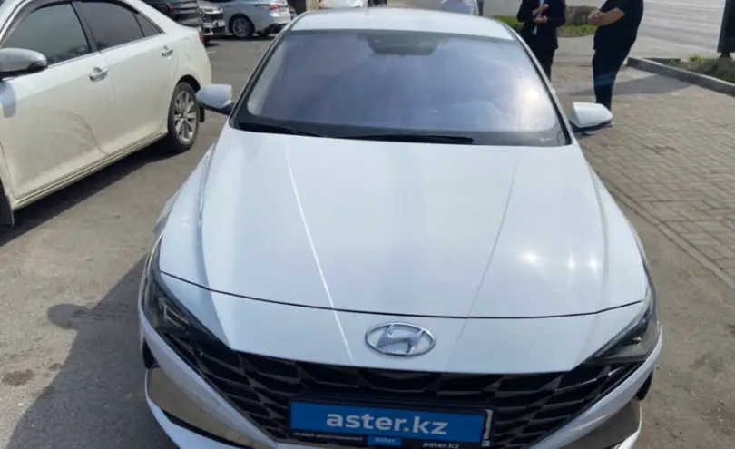 Hyundai Elantra 2021 года за 9 000 000 тг. в Шымкент фото 2
