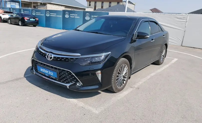 Toyota Camry 2016 года за 11 000 000 тг. в Шымкент