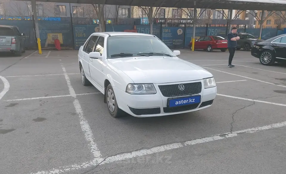 Volkswagen Santana 2009 года за 1 000 000 тг. в Алматы
