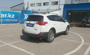 Toyota RAV4 2015 года за 10 000 000 тг. в Алматы фото 3