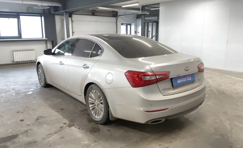Kia Cadenza 2015 года за 9 800 000 тг. в Астана фото 4