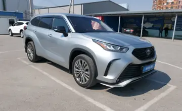 Toyota Highlander 2020 года за 22 000 000 тг. в Шымкент фото 2
