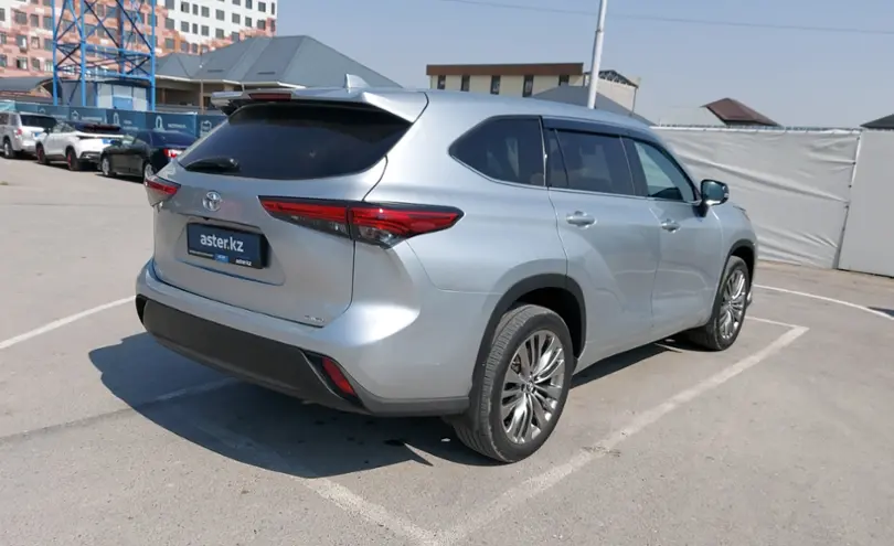 Toyota Highlander 2020 года за 22 000 000 тг. в Шымкент фото 3