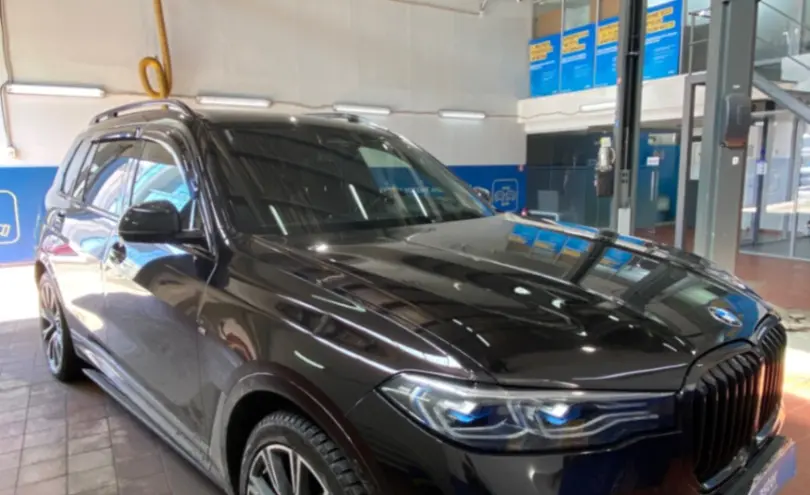 BMW X7 2021 года за 45 000 000 тг. в Астана фото 3