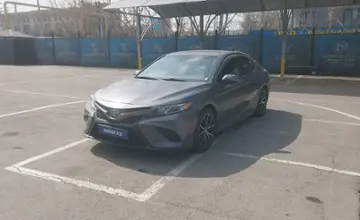 Toyota Camry 2019 года за 10 000 000 тг. в Алматы фото 1