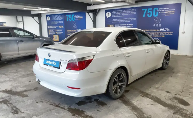 BMW 5 серии 2004 года за 6 000 000 тг. в Астана фото 3