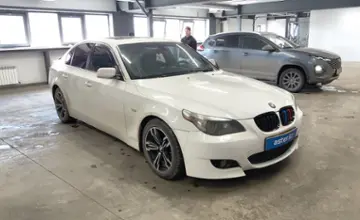 BMW 5 серии 2004 года за 6 000 000 тг. в Астана фото 2