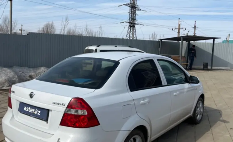 Ravon Nexia R3 2017 года за 3 000 000 тг. в Уральск фото 5
