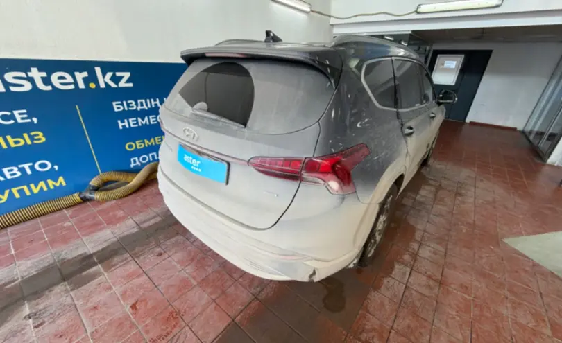 Hyundai Santa Fe 2021 года за 15 000 000 тг. в Астана фото 5