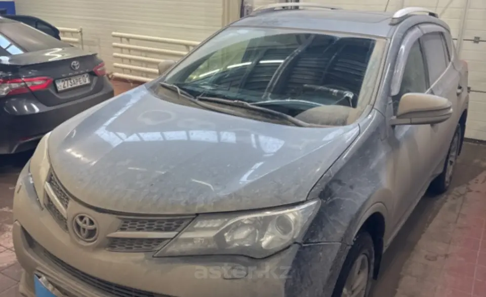 Toyota RAV4 2014 года за 9 000 000 тг. в Астана