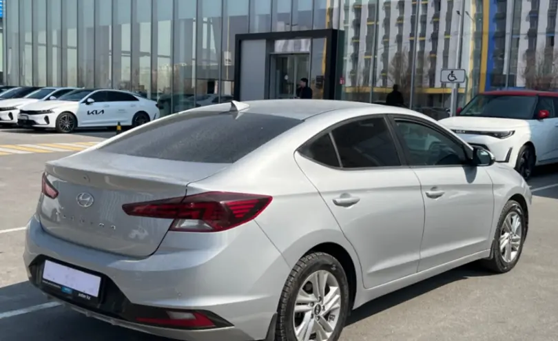Hyundai Elantra 2020 года за 8 200 000 тг. в Шымкент фото 5