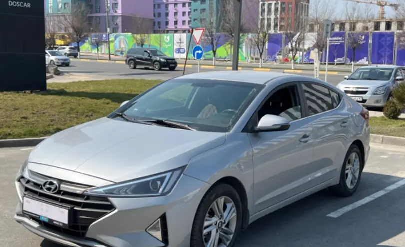 Hyundai Elantra 2020 года за 8 200 000 тг. в Шымкент