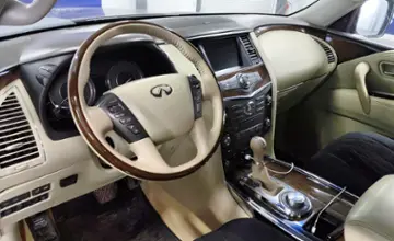 Infiniti QX56 2010 года за 10 500 000 тг. в Астана фото 5
